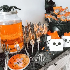 Basic Boo Beverage Napkins - 16 Pc.