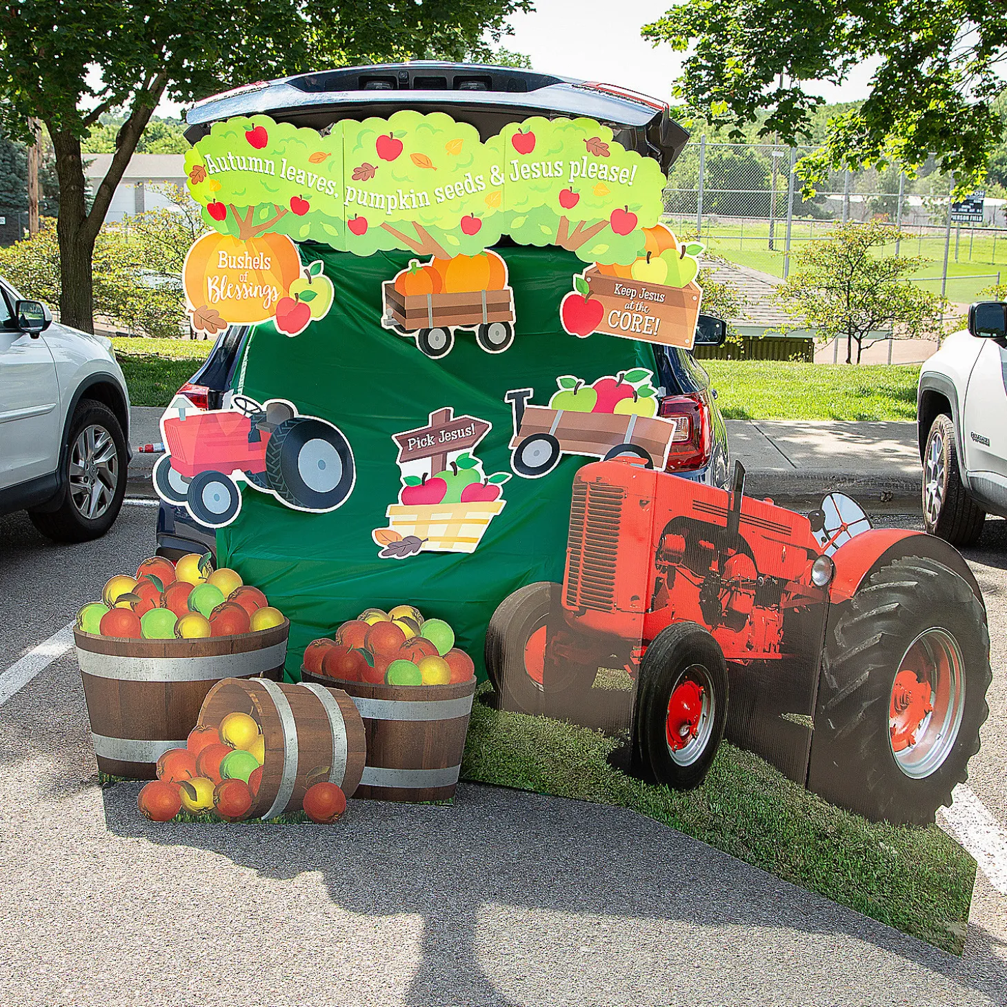 Fall Harvest Trunk-Or-Treat Decorating Kit - 13 Pc.