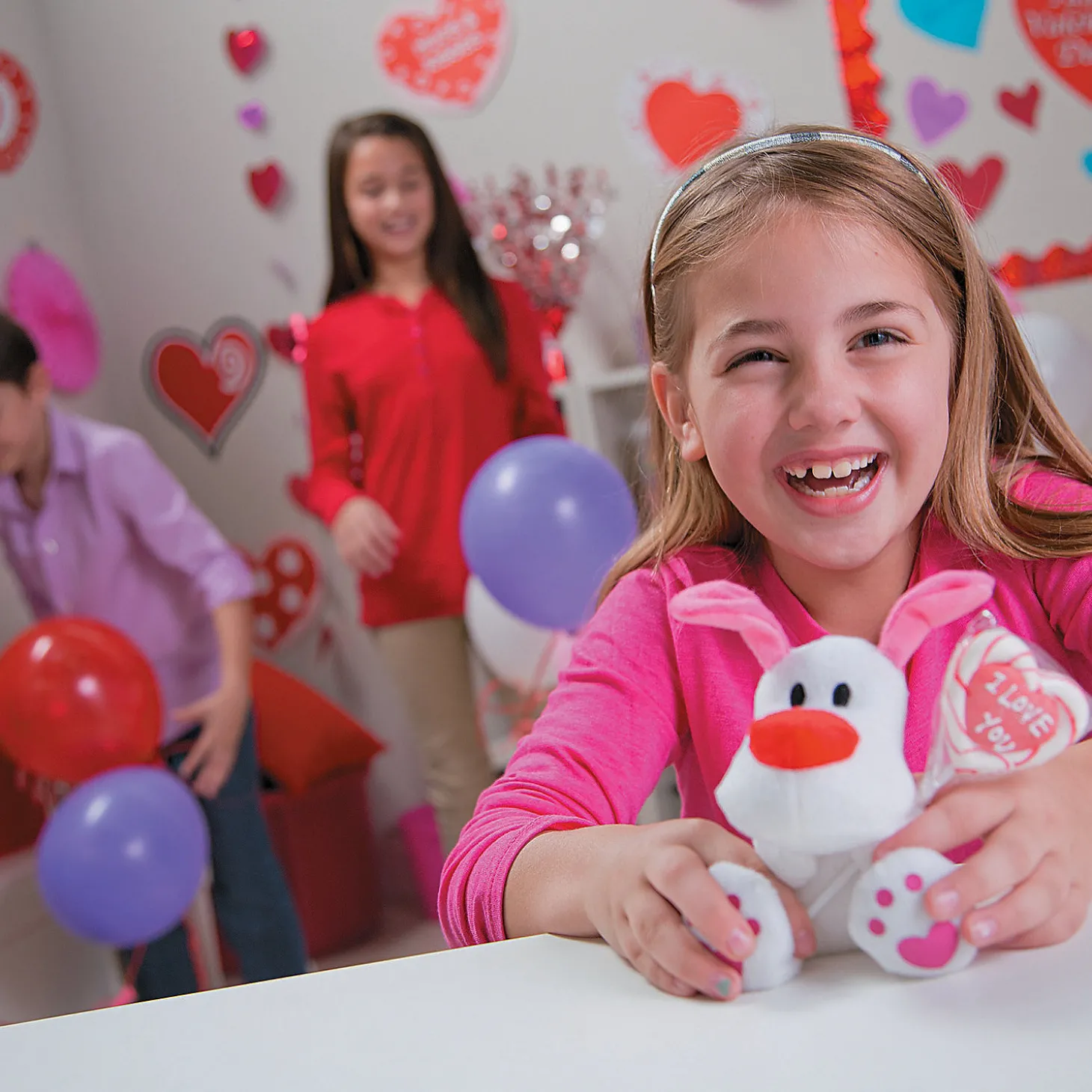 Stuffed Dog With Lollipop Valentine Exchanges For 12