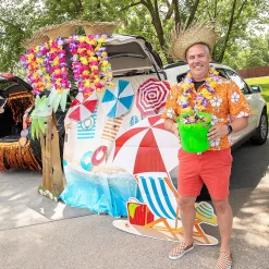 Tropical Trunk-Or-Treat Decorating Kit - 27 Pc.