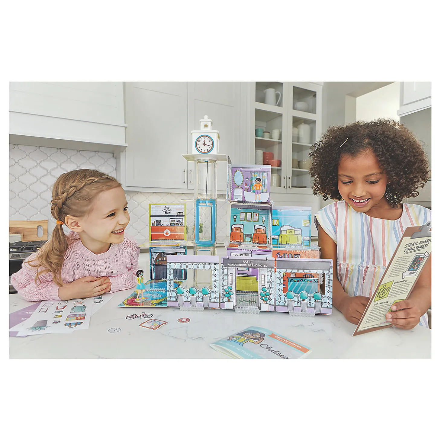 Wonderhood Grand Hotel