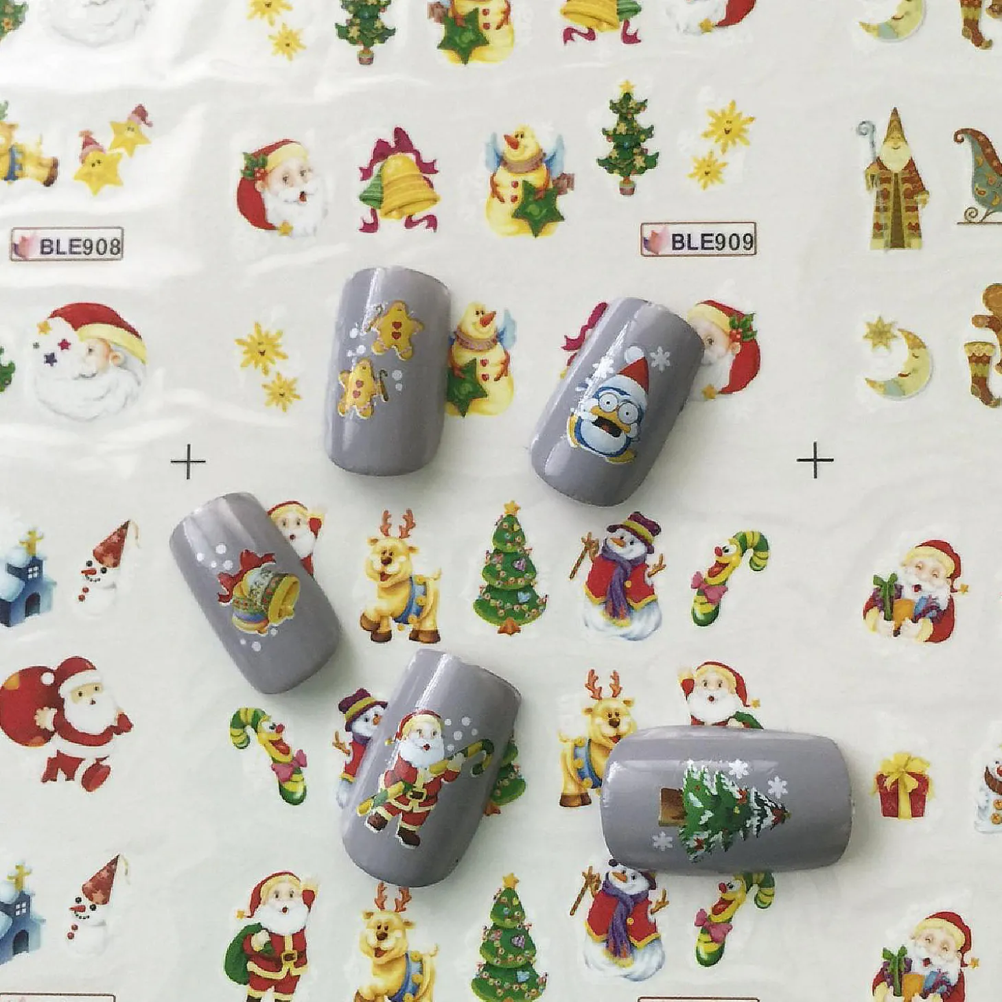 Wrapables Santa & Friends Water Slide Nail Art Decals (11 Sheets/220 Nail Decals)